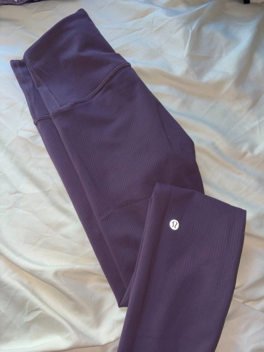 Lululemon Wunder Train High-Rise Ribbed Tight 25" - Grape Thistle - Picture 3 of 6
